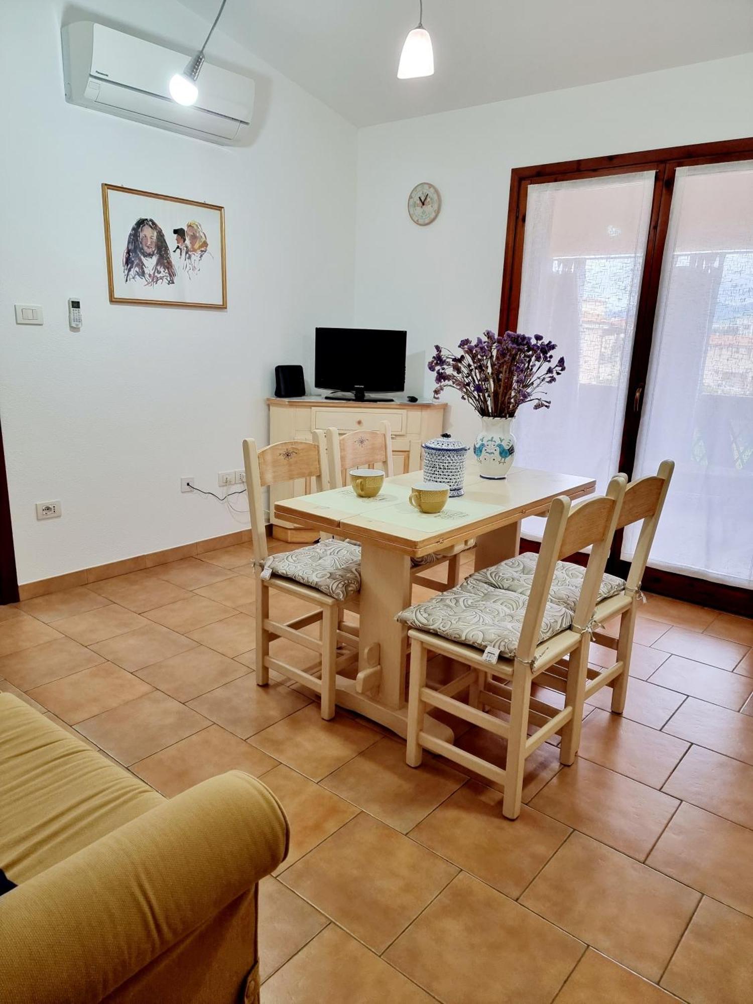 La Casa Di Arly Leilighet Olbia Eksteriør bilde